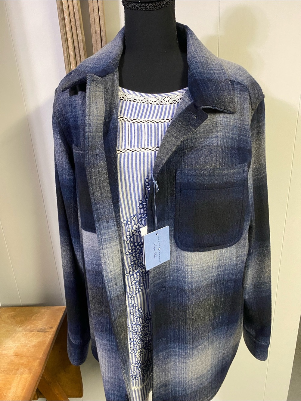 Joseph Abboud
Plaid Shirt Jacket
